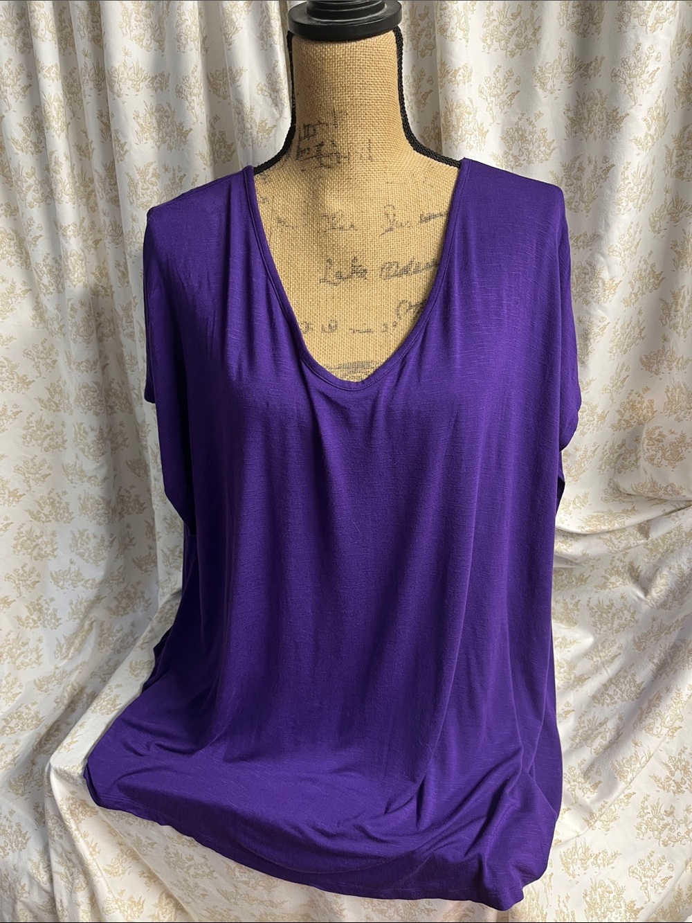 Lane Bryant Purple V-Neck Tank Top